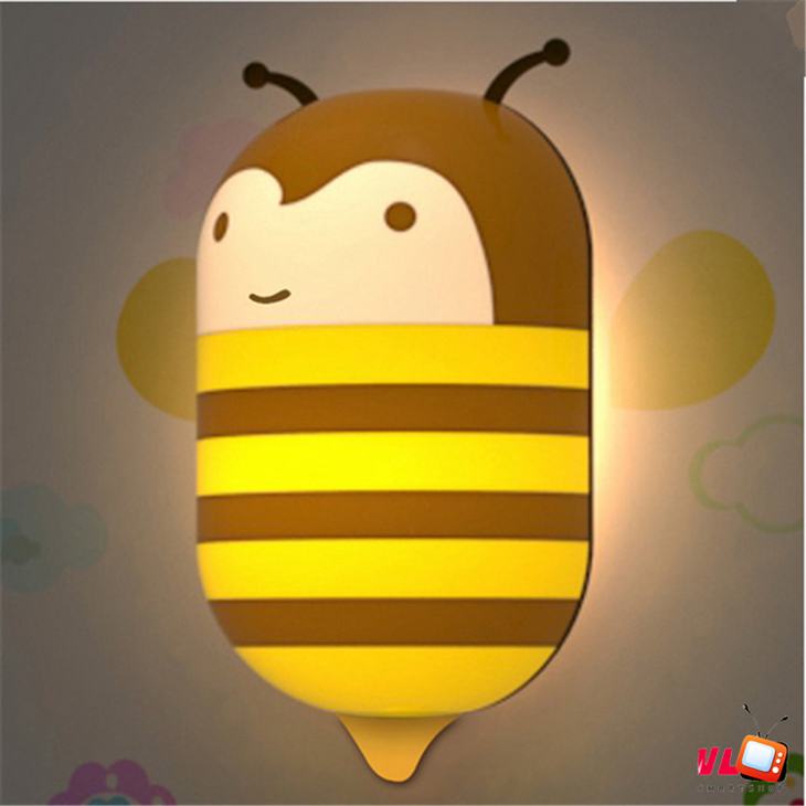 Đèn ngủ cảm ứng hình con ong vàng